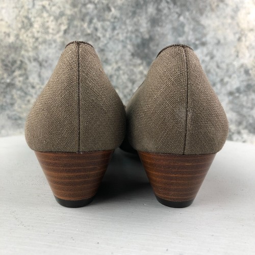 Salvatore Ferragamo Boutique NWOT Women's Size 8.5B Vara Brown Block Heel Pumps - Picture 8 of 18