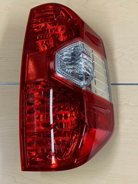 TOYOTA GENUINE NEW OEM 2014-2020 TUNDRA RH PASSENGER SIDE REAR TAIL