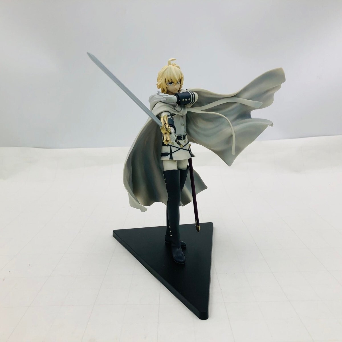 Sculptor オンブレプレイドマイクロキニ mensHdge Technical Statue Seraph of the End Mikaela Hyakuya