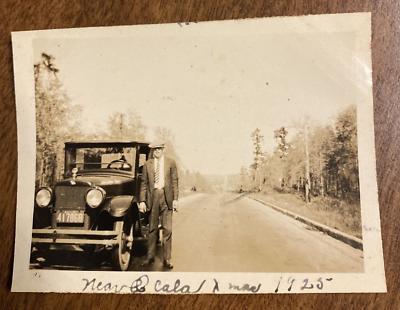 #ad 1925 Dirt Road Ocala Florida 1924 Rickenbacker Car License Plate Man Photo P3h9 $19.99