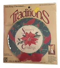 Vntg Traditions 9207 Seasons Greetings Stamped Cross Stitch Wreath Kit 1989 USA
