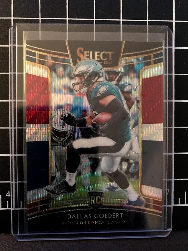 2018 Panini Select Concourse Tri-Color Prizm /199 Dallas Goedert #21 Rookie