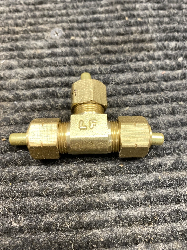 New Everbilt Compression Tee Fitting Brass 3/8" OD LFA-114 - Image 2 of 4