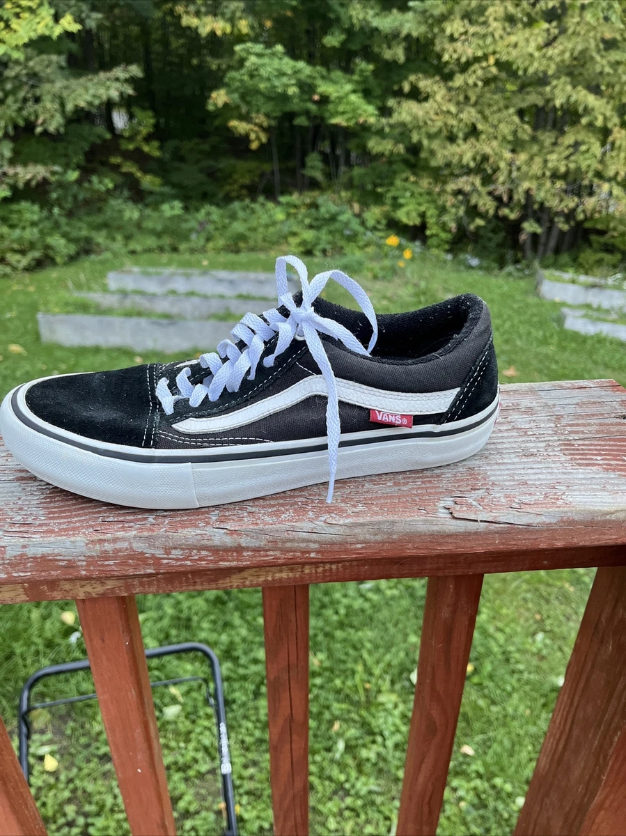 Vans. Old Skool Pro. Black/ White.