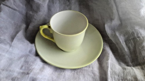 COLCLOUGH CHINA EXPRESSO CUP & SAUCER PAIL YELLOW LONGTON ENGLAND GENUINE BONE - Picture 9 of 9