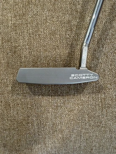 Used 2022 Scotty Cameron Special Select Newport 2.5 with Custom Paint Fill