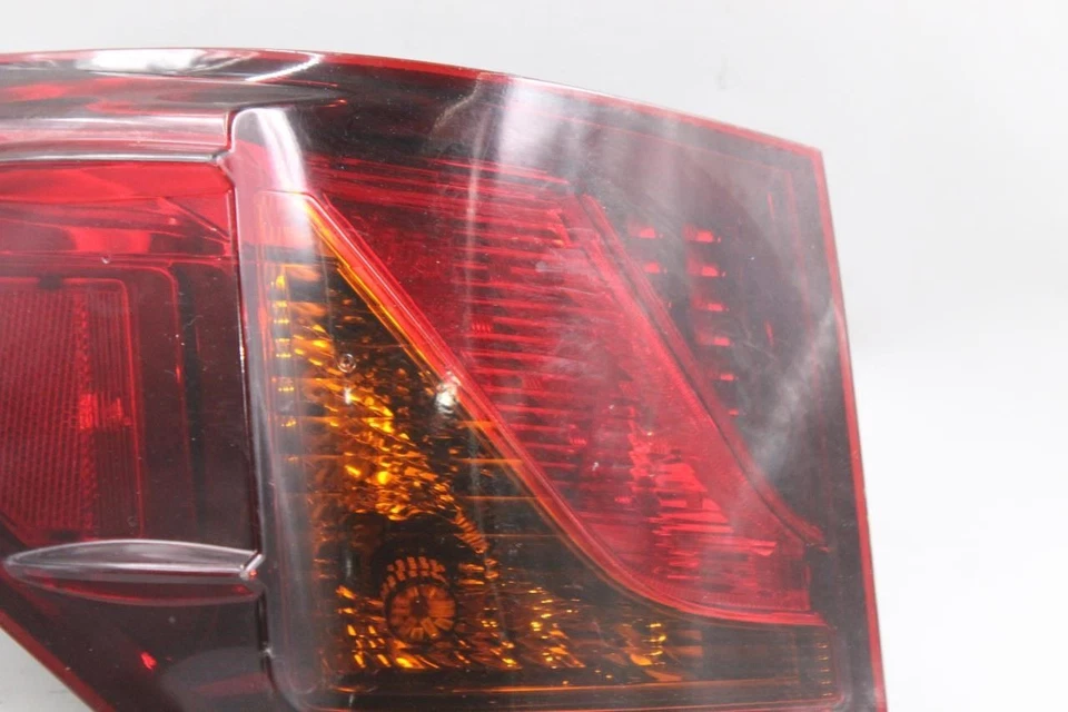 Cuarto de luz trasera izquierda montada en panel para LEXUS GS350 2013-15 OEM #41284 Foto 2 de 4