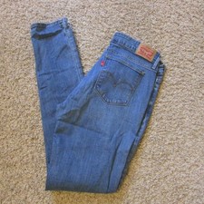 NWOT Levi's 711 Skinny 32 Zip Fly Jeans Nice Stretch Whiskered Medium Wash