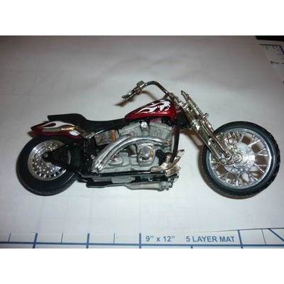 Hot Wheels Diecast Motorcycle Toy Red Black Chrome Chopper Style 47365