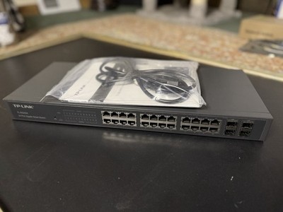 TP-Link TL-SG2424 24-Port Gigabit Smart Switch New Open Box Complete Tested