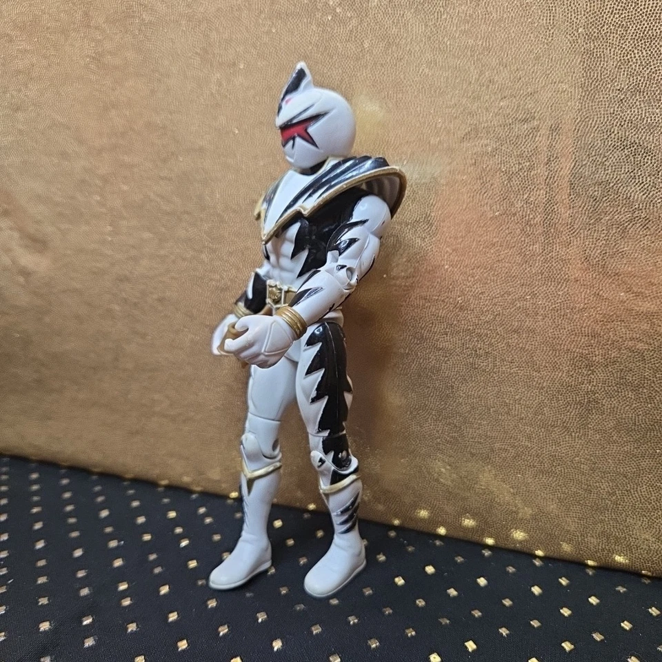 Винтажная фигурка Power Rangers Lightning Collection Dino Thunder White Ranger 6 дюймов 2003 г. - Изображение 4 из 4