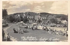 RPPC THE CEDARS STE ADELE LODGE QUEBEC CANADA REAL PHOTO POSTCARD 1950