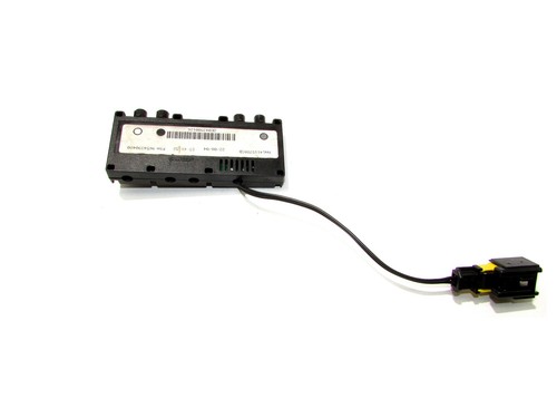 Peugeot 407 SW Antennenverstärker 9654390480 relay navigation radio antenna