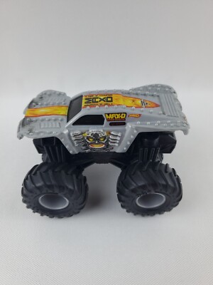 Hot Wheels MONSTER JAM 1/64 MAX-D 11 Maximum Destruction Diecast Metal 4x4 Truck
