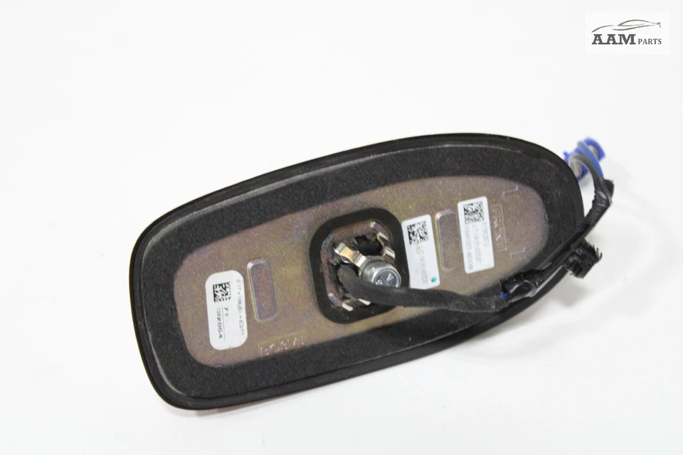 Ford Expedition 2018-2021 techo aleta de tiburón antena con cubierta rojo rubí metálico OEM Foto 3 de 4