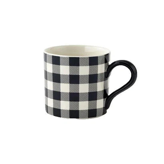 格纹咖啡杯