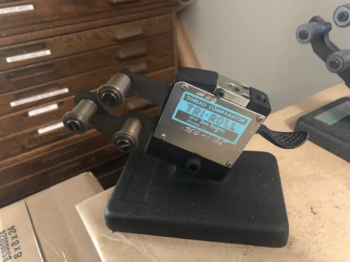 TRI ROLL ITW ZERO SYSTEMS  THREAD COMPARATOR FRAME NO. 6  .750 - 1.125"