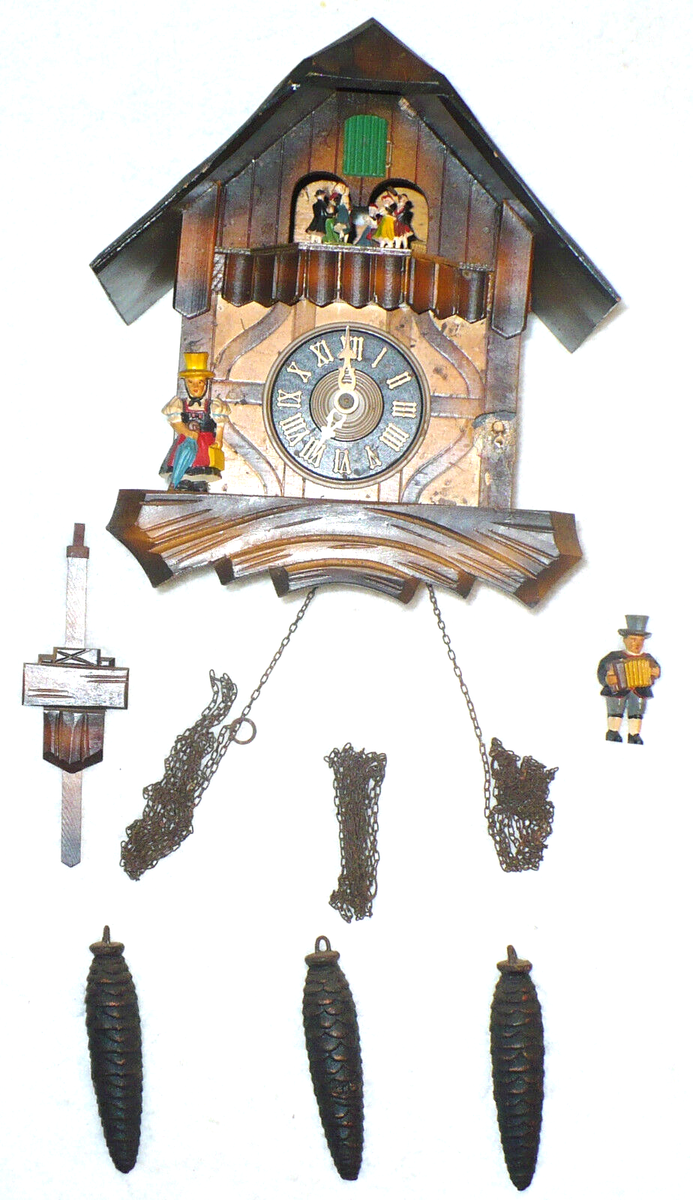 VINTAGE GERMAN BLACK FOREST CUCKOO CLOCK CUCKOO CLOCK
