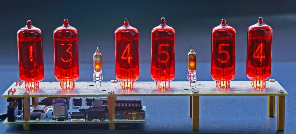 Nixie Clock on Z573 Tubes, Musical, USB Arduino comp. Slote mMachine WITH TUBES - Image 2 of 4