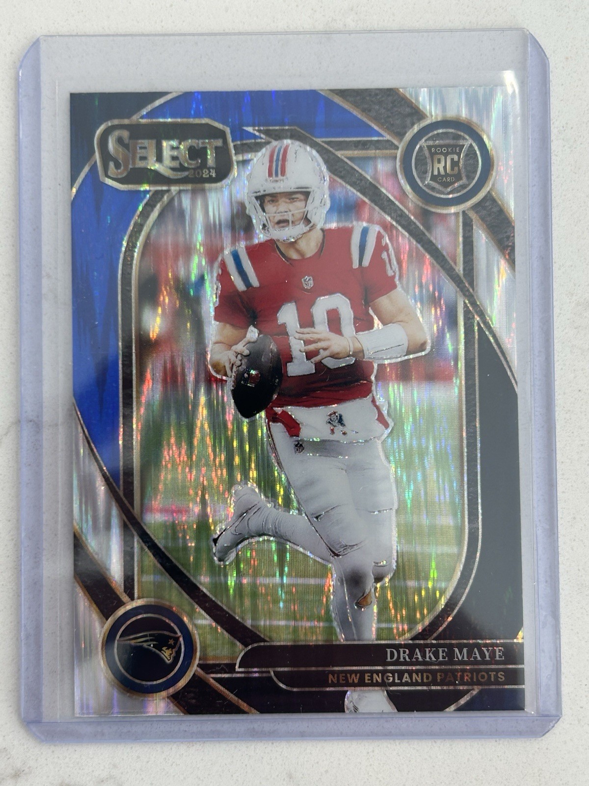 2024 Panini Select - Club Level Drake Maye #218 Black & Blue Shock Prizm (RC)