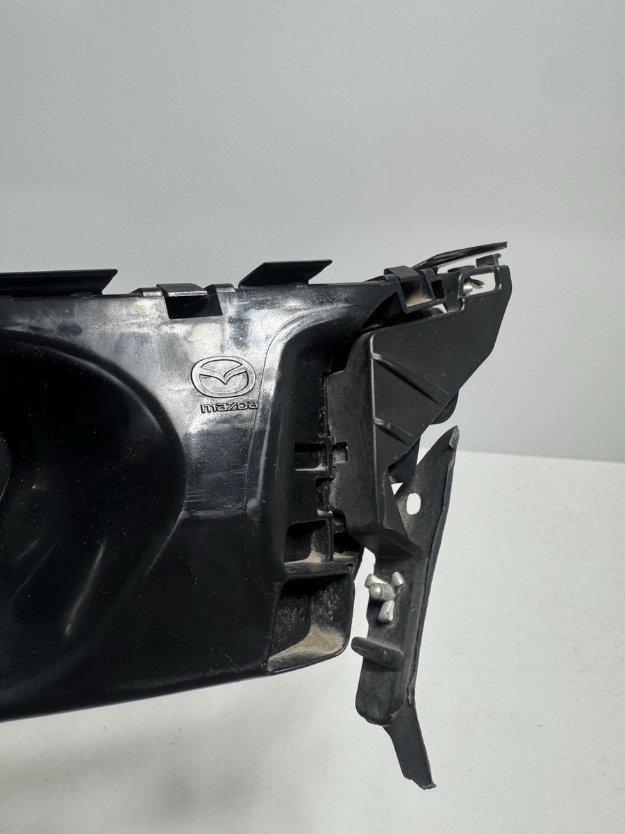 2016-2023 Mazda MX-5 Miata Rear Right Bumper Bracket Retainer