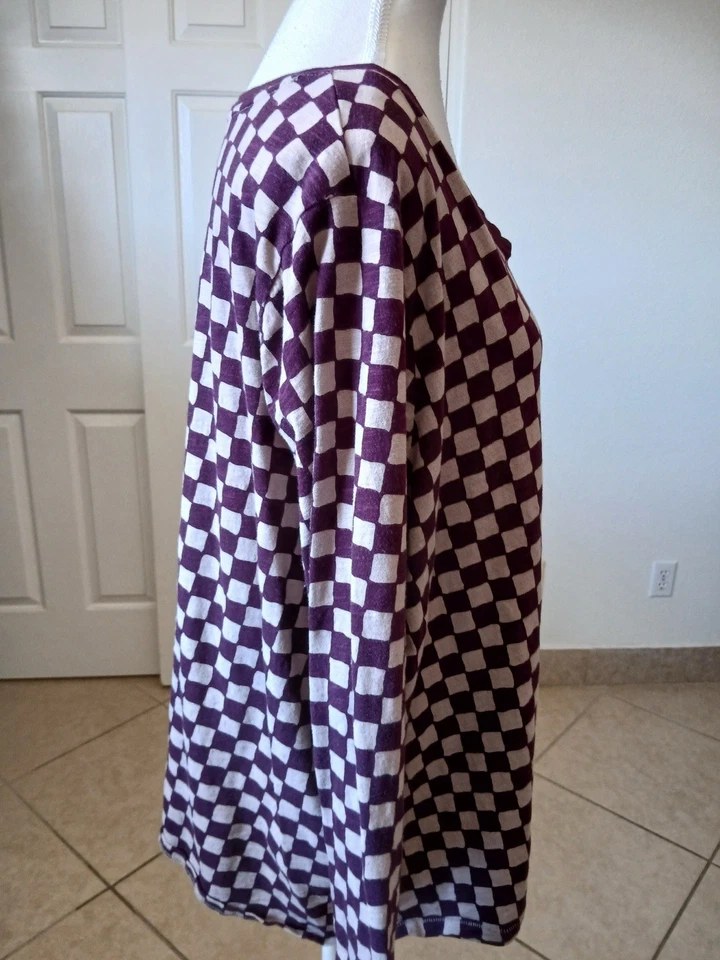 Camiseta SONOMA Feminina Borgonha Xadrez Manga Longa Decote V The Everyday 2X - Imagem 4 de 4