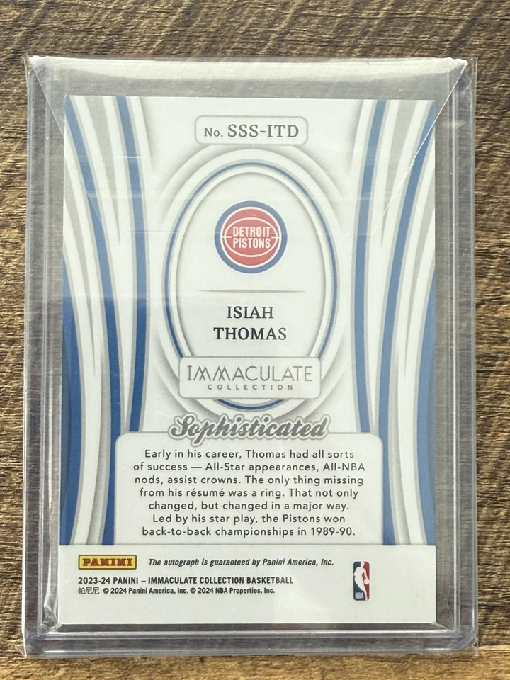 2023-24 Colección Inmaculada Sofisticada Firmas Rojo Isiah Thomas Automático/25 Foto 3 de 3
