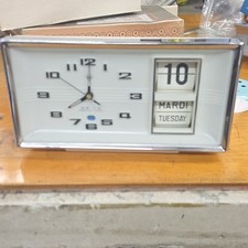 VINTAGE Diamond Mechanical Alarm Clock Flip Calendar Mid Century White Silver