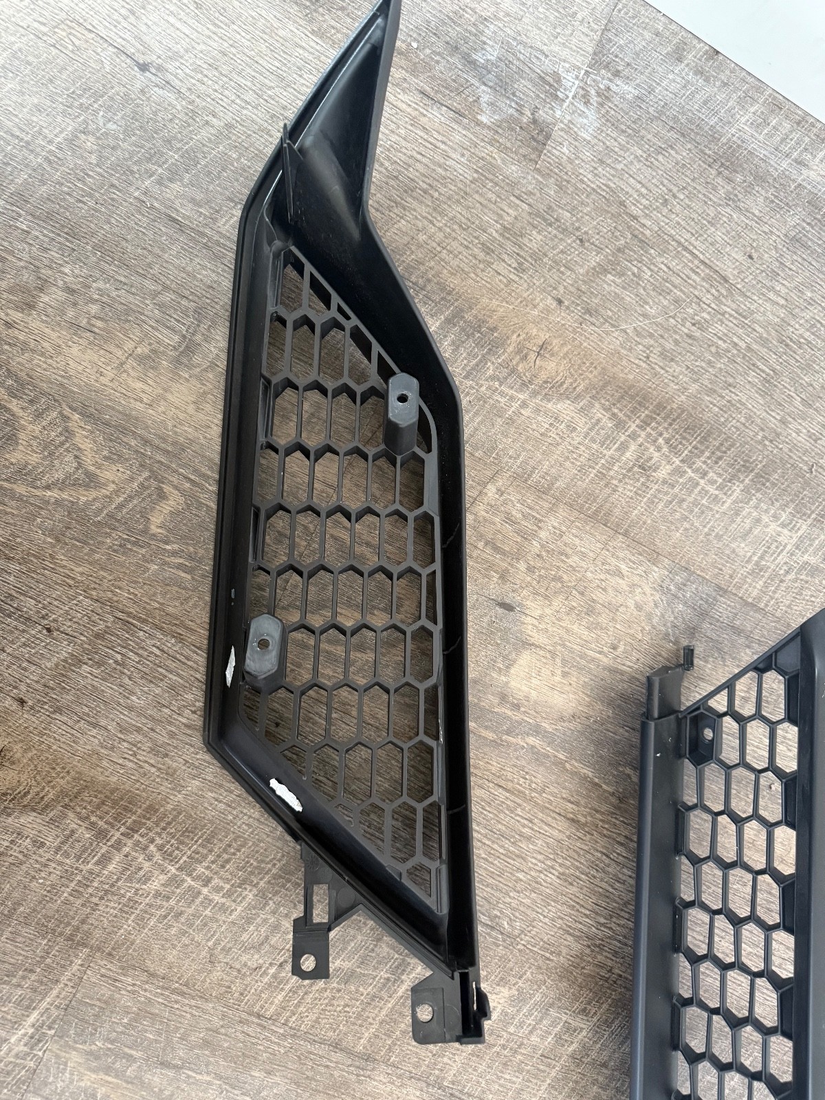 Lamborghini huracan 580-2 Rear Grille 4T0807684A 4T0807675 4T0807676