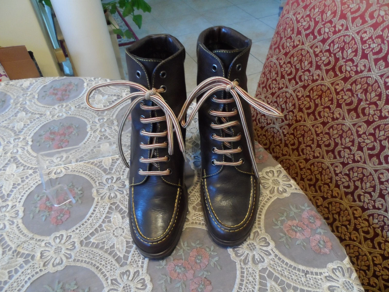 MIU MIU Stivaletti stringati Miu marrone cioccolato in pelle taglia 38B