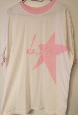 Shirt elevate erste und einzige Kollektion 