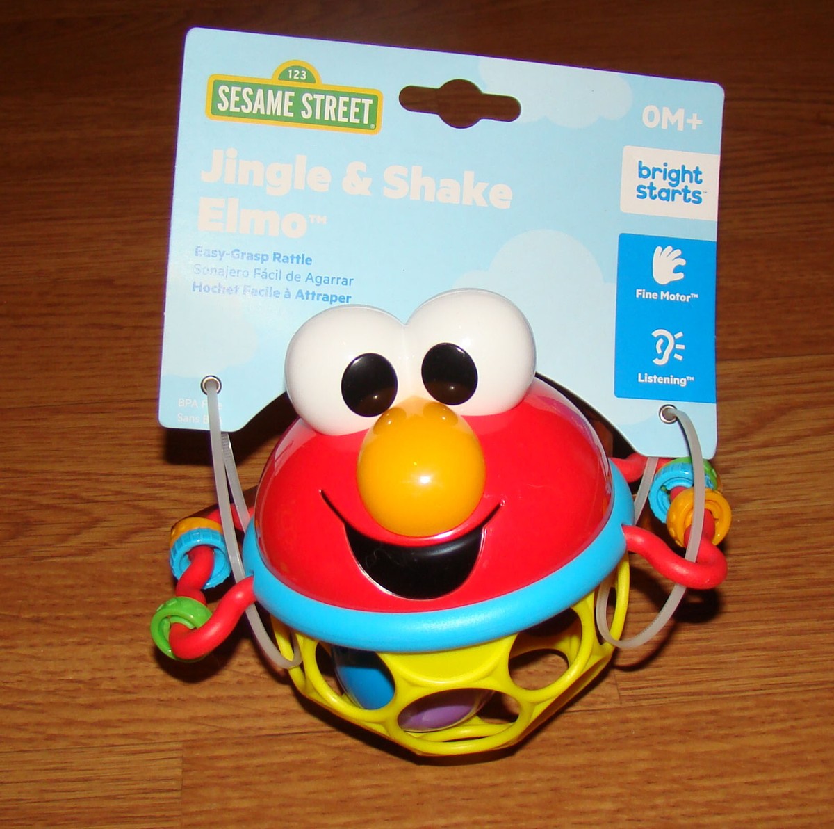 【たま】【6キロ】ELMO ORGANIC 1歳〜 2x Sesame Street JINGLE & SHAKE ELMO Easy Grip Rattle by Bright
