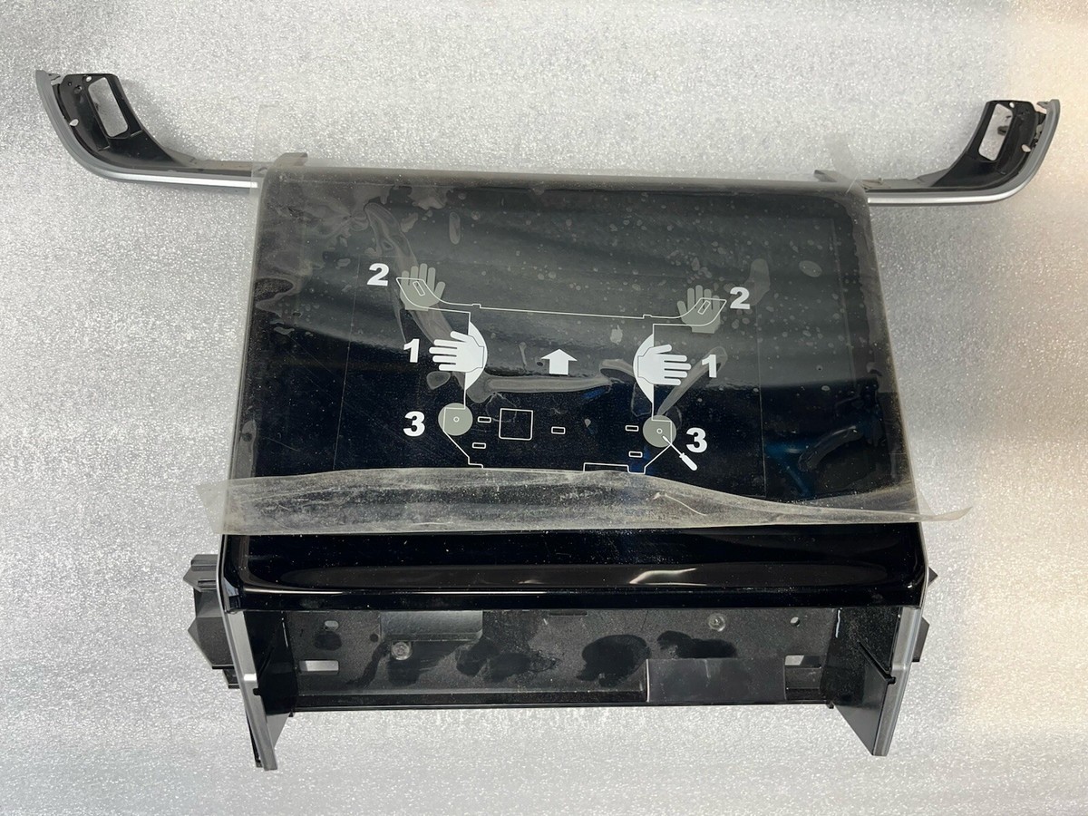 21 22 23 Jeep Grand Cherokee Radio display Touch-screen 10.1