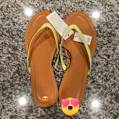 gap gold flip flops