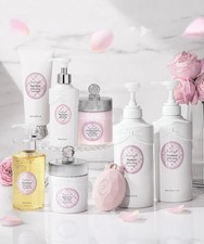 JILL STUART White Floral Deep Head Cleanse 280g Set with 30g & Body Milk