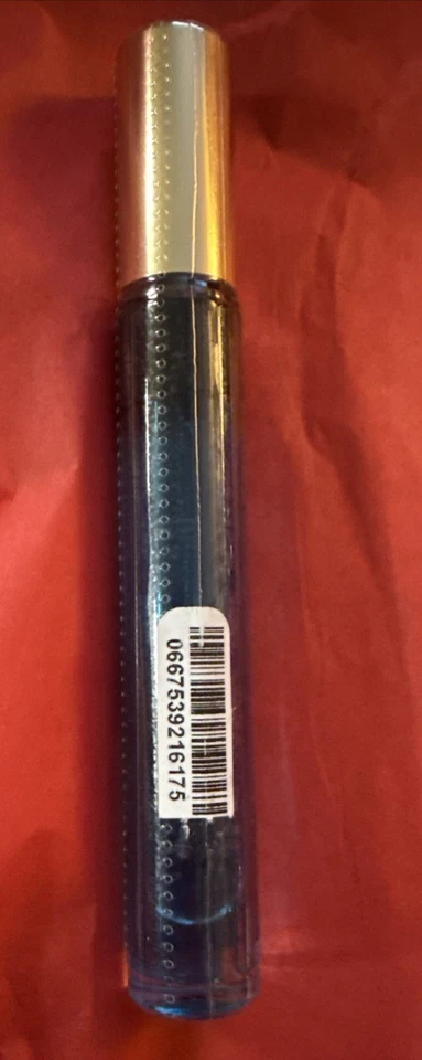 VICTORIA'S SECRET Aqua Kiss ROLLERBALL EAU DE PARFUM ROLLERBALL  .23 OZ - Image 3 of 4