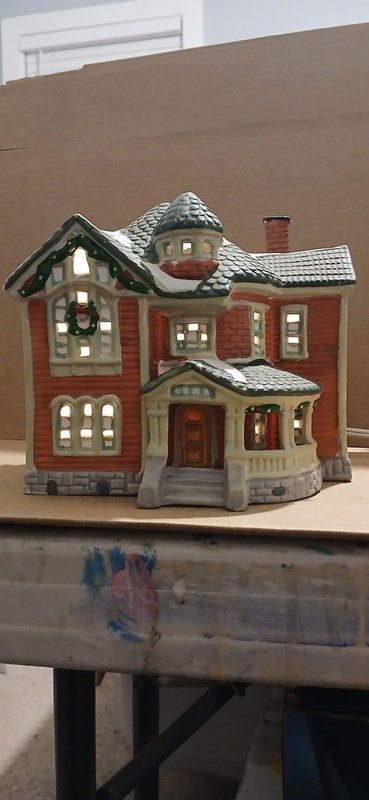 Vintage O' Well Novelty porcelain lighted house red house 1994