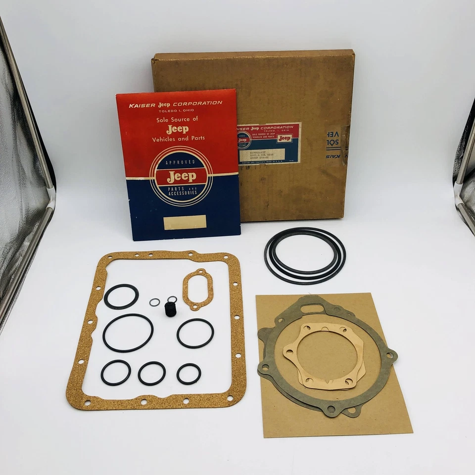 Kaiser Jeep 937562 Gasket and Oil Seal Kit Group 17A-01 OEM New Old Stock NOS Foto 4 de 4