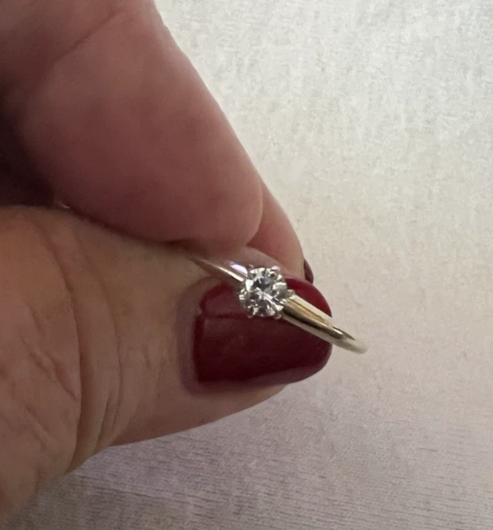 14K White Gold Ladies Engagement Ring with .20 TCW Diamond, Size 7,  1.6 Grams - Image 3 of 4