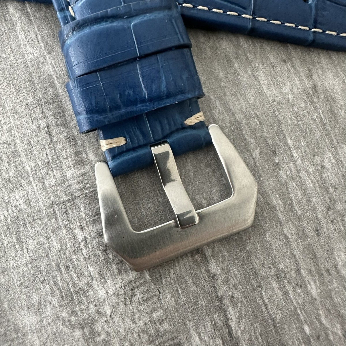 Cinturino In Pelle Blu Navy Da 24Mm Per Orologi PANERAI Cinturino In Pelle Blu Navy Da 24Mm Per Orologi PANERAI