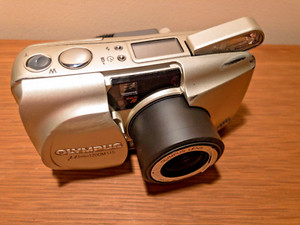 Olympus U mju Zoom 115 35mm Compact Film Camera with wide-angle/zoom lens