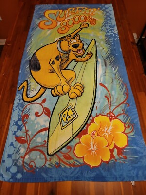 Scooby Doo Surfin' Scooby Beach Towel 28