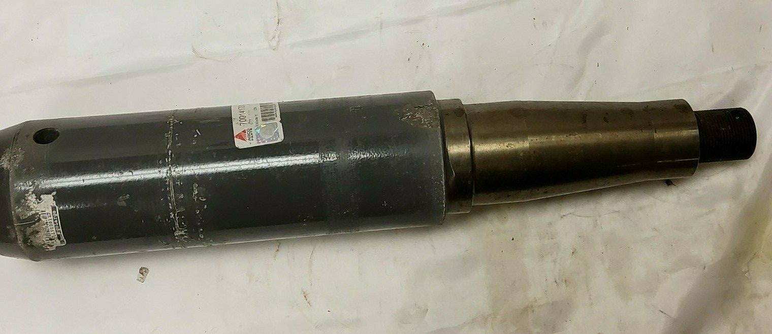 Agco 700141731 AGC-700141731 Spindle Unused with Cosmetic issues 