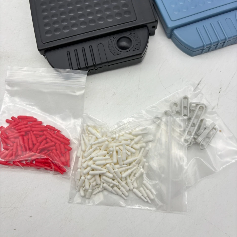 Battleship  Grab & Go Travel Games COMPLETE Hasbro 2014 Classic War - Image 4 of 4