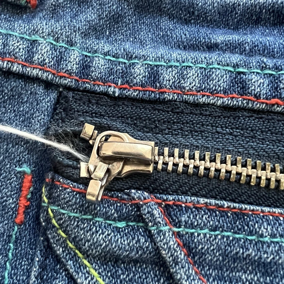 Vintage Y2K Akademiks AKDMKS Jeans Capris Shorts Denim Embroidered Women’s Sz 27 - Image 3 of 4