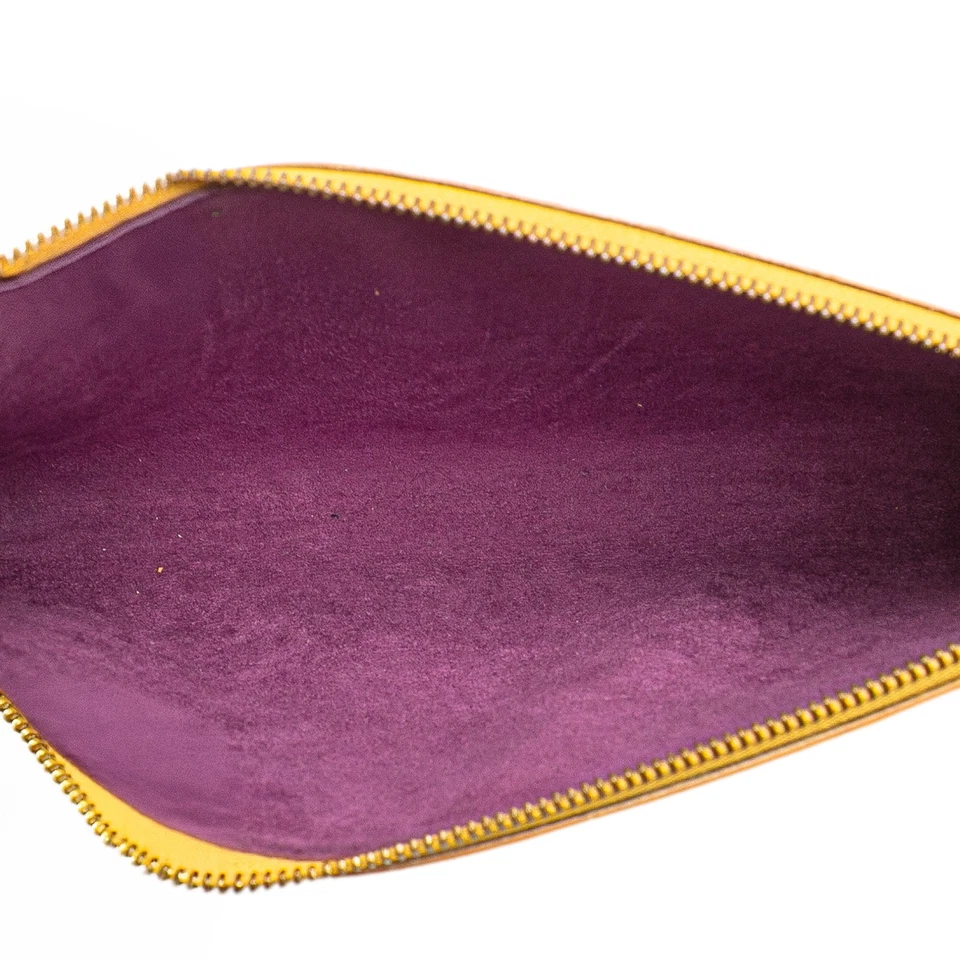 Bolso de Hombro Louis Vuitton Epi Pochette Accesorios Cuero Amarillo Autenticado Foto 4 de 4