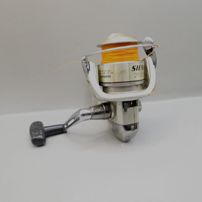 Shimano Sienna 2500 Fb Spinning Reel Fishing 4 Bearings 2500fb