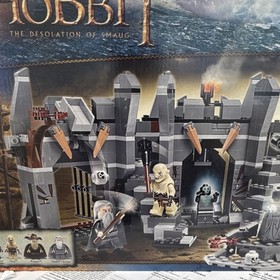 LEGO The Hobbit Dol Guldur Battle 79014 Complete Set 797 pcs Boxed Minifigs