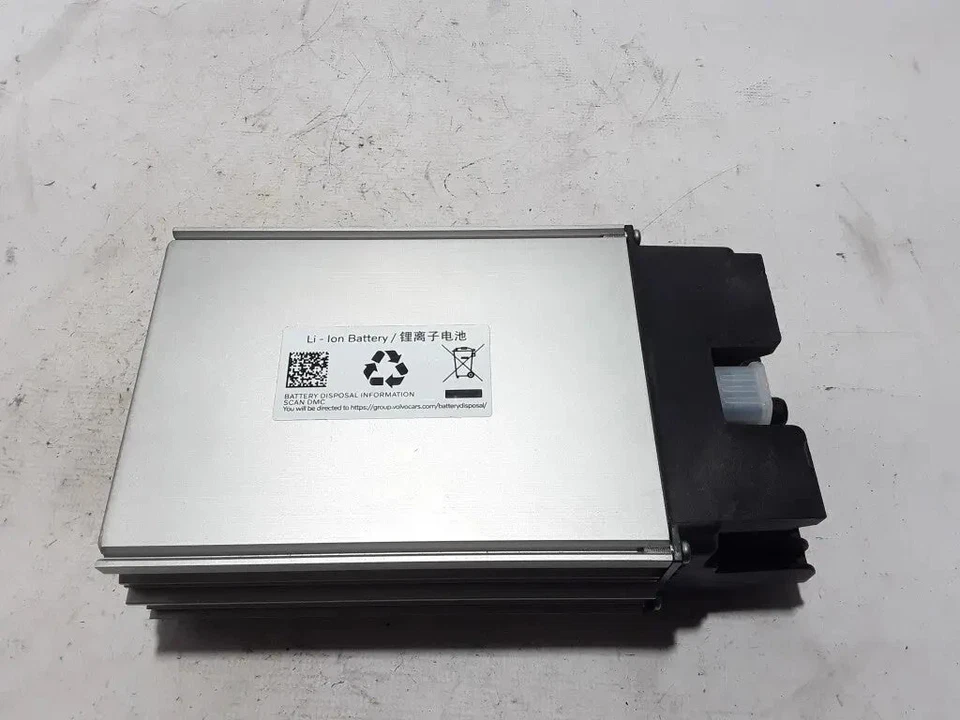 VOLVO Hybrid Battery Reset Service 48V MHEV MVBM IVBM Crash Data Cleared B1652 Foto 3 de 4