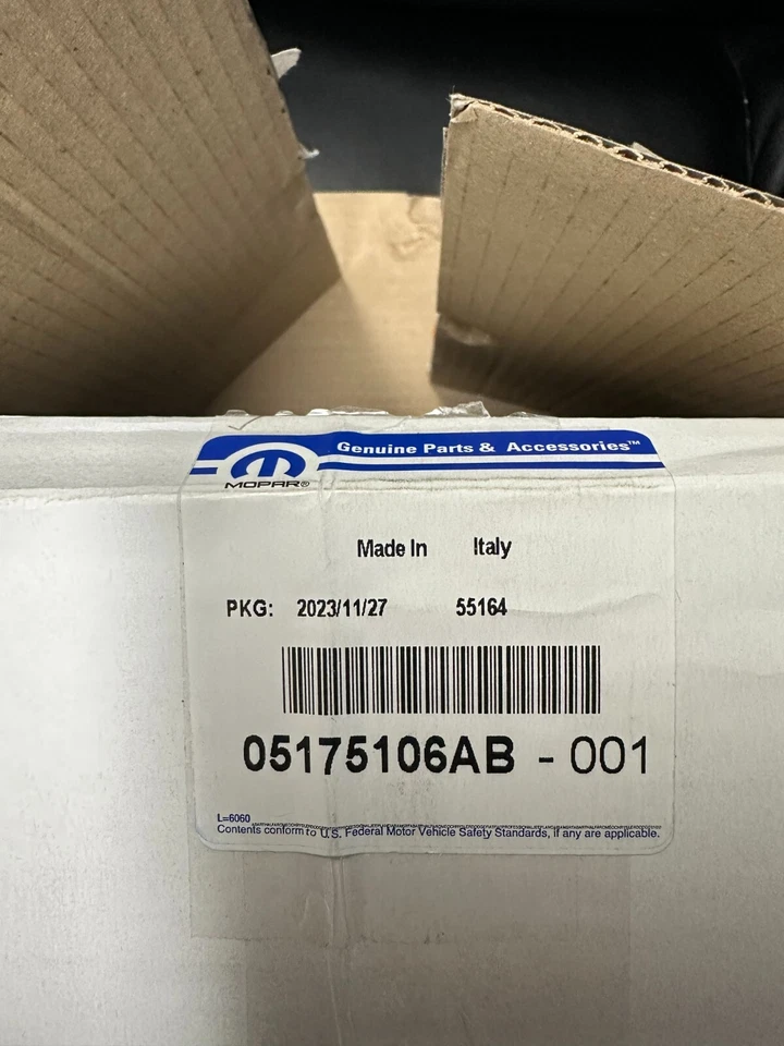 06-20 Chrysler 300 Challenger Cargador Rojo Brembo Derecho Fromt BR4 Pinza Mopar Foto 4 de 4